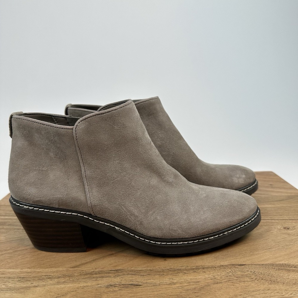 New NWOB Womens Sam Edelman Pryce Taupe Suede Bootie Boot Size 7 M